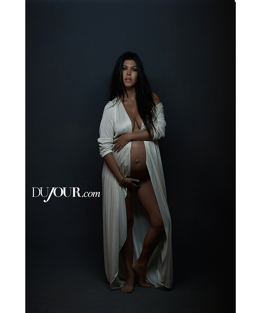 Pregnant Celebrities #40354564