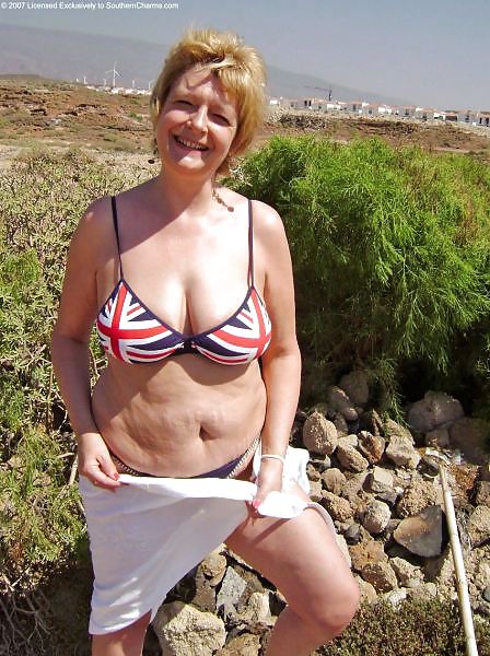 Mature bikini #26051114