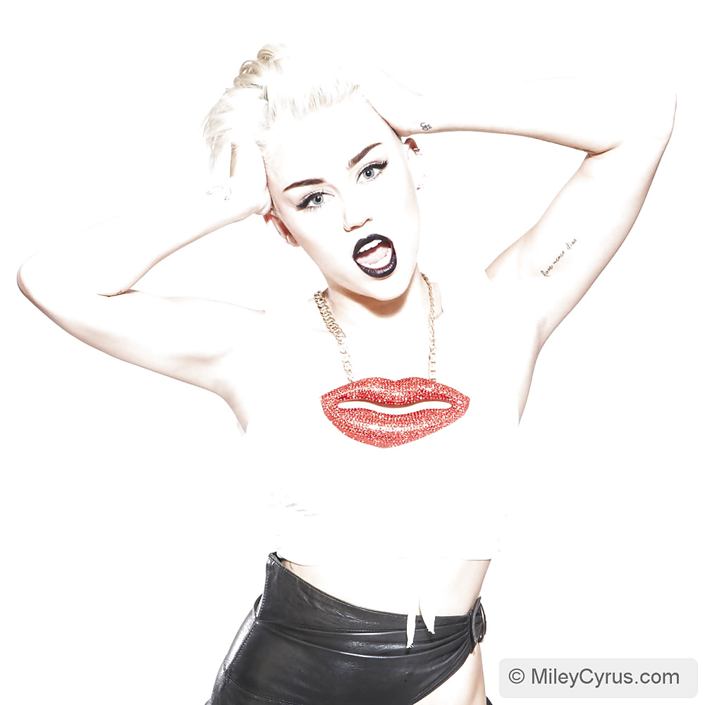Miley cyrus
 #39772246
