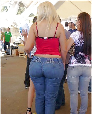 La brune ou la blonde
 #30098539