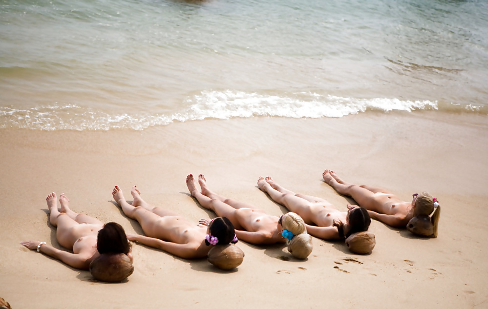 A Lazy Day At The Beach #31693552