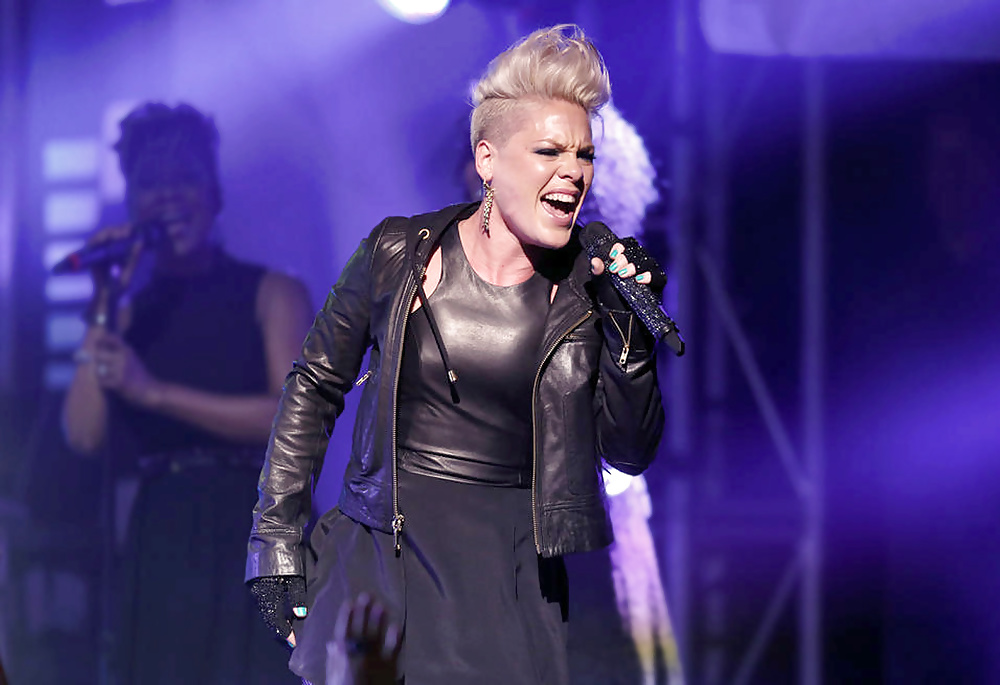 Pink (P!nk) Alecia Moore Mix 2 (CCM) #29346221