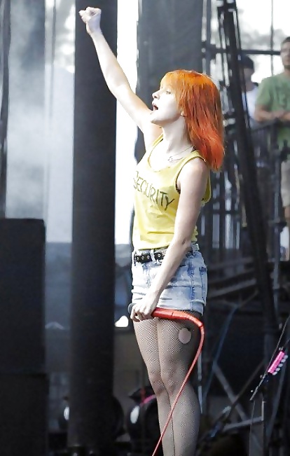 Hayley williams pics
 #25424474