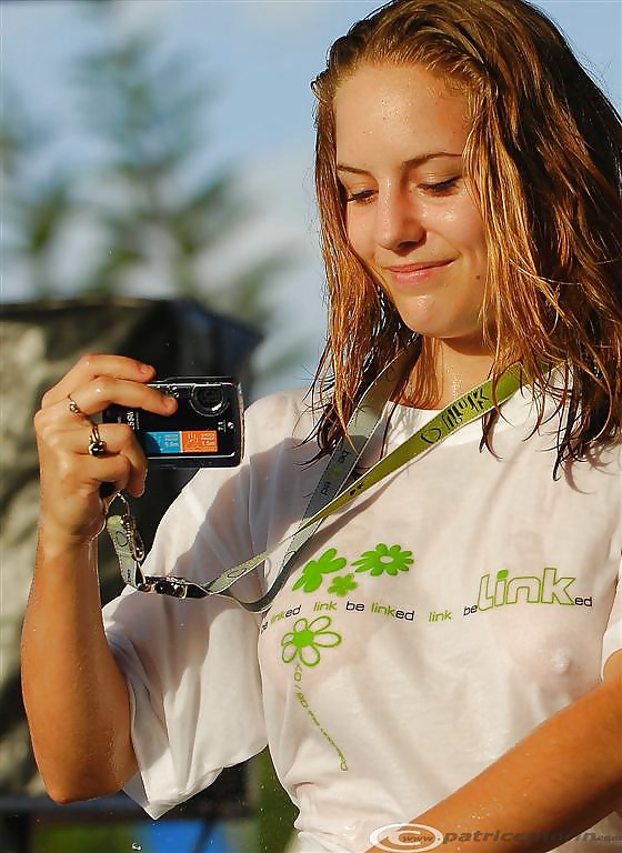 コンクールのTシャツはカレドニアのムイユ
 #26367822