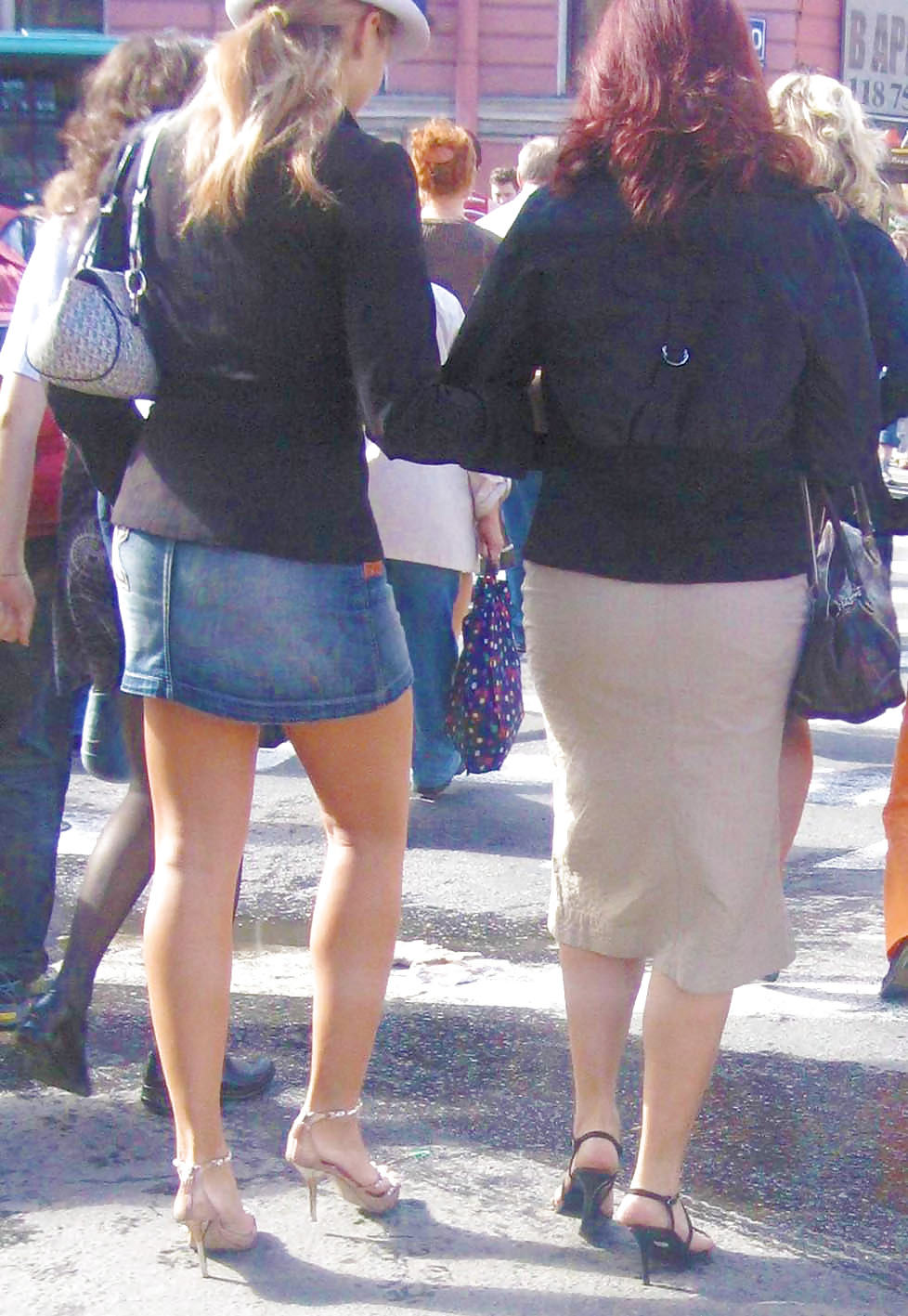 Candids #31002371