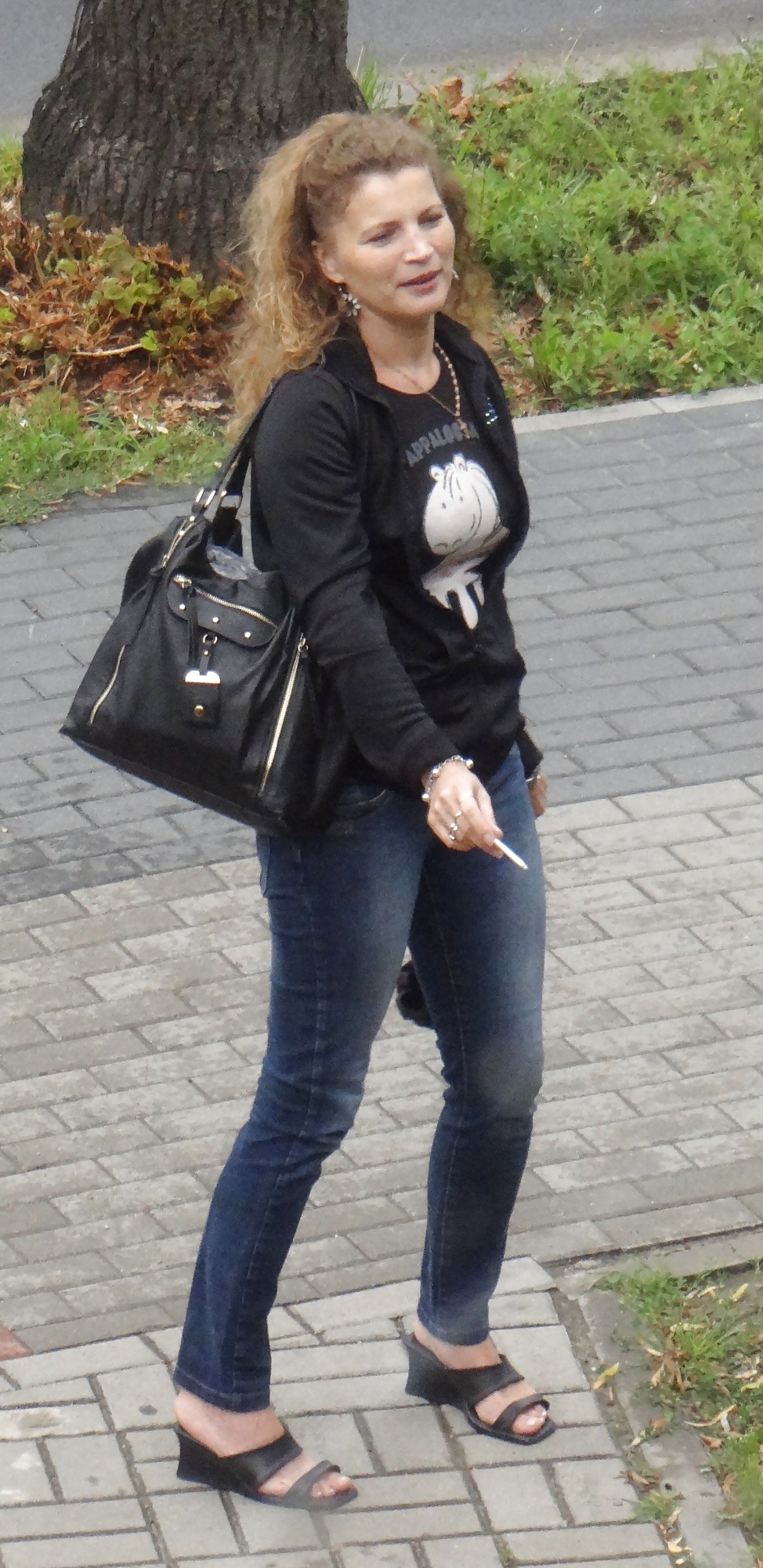 Candids #31002613