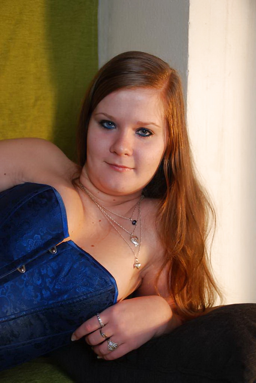 Emma Will Ein Modell Darstellen Und Blasen Zu Sein #25228364