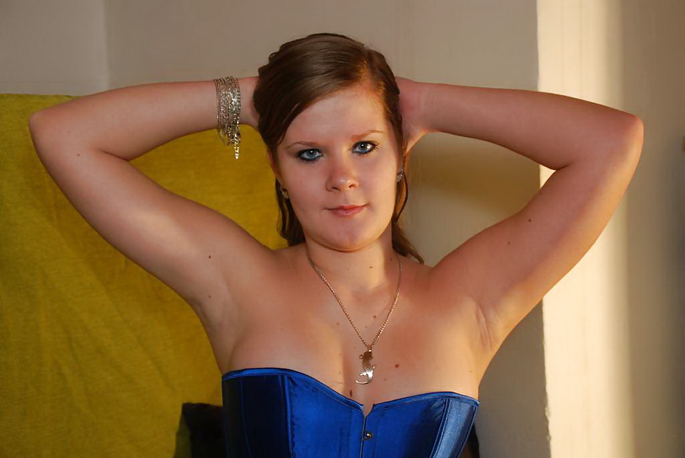 Emma Will Ein Modell Darstellen Und Blasen Zu Sein #25228448