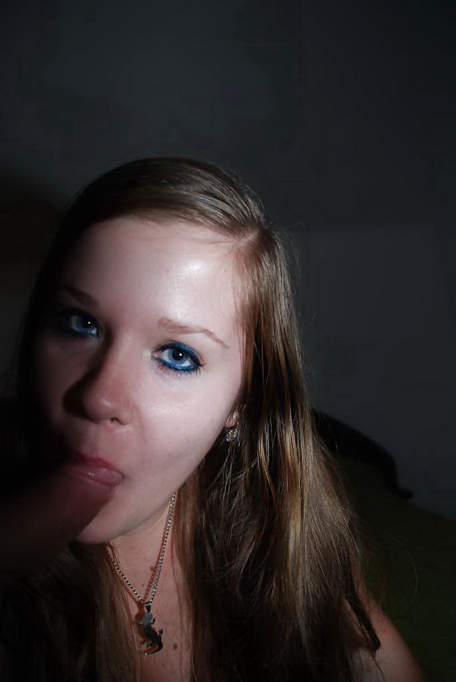 Emma Will Ein Modell Darstellen Und Blasen Zu Sein #25228660
