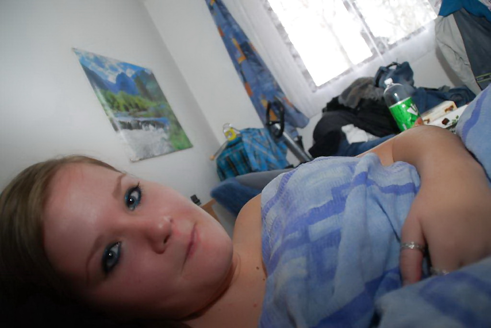 Emma Will Ein Modell Darstellen Und Blasen Zu Sein #25228714