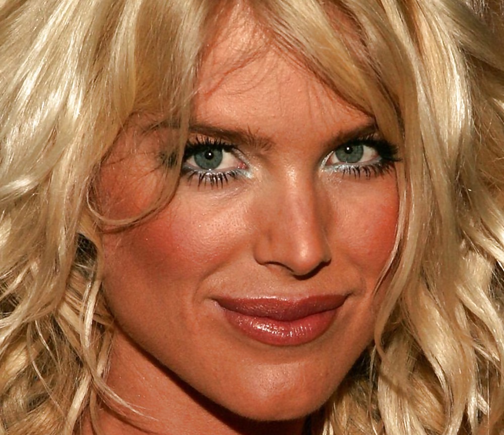 Victoria Silvstedt #36079207