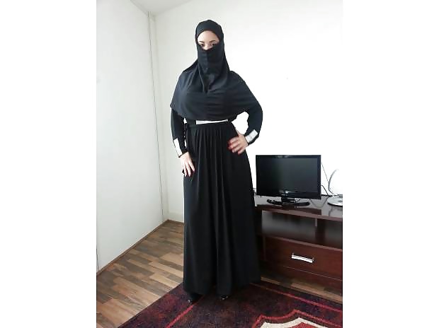Árabe amateur musulmán beurette hijab bnat gran culo vol.10
 #24869206