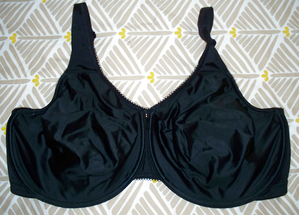 Used G cup bras #28564766