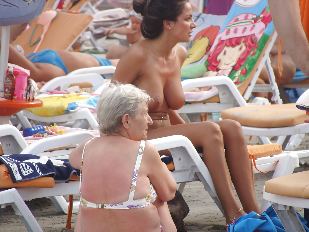 Hot Milfs Am Strand #28307434