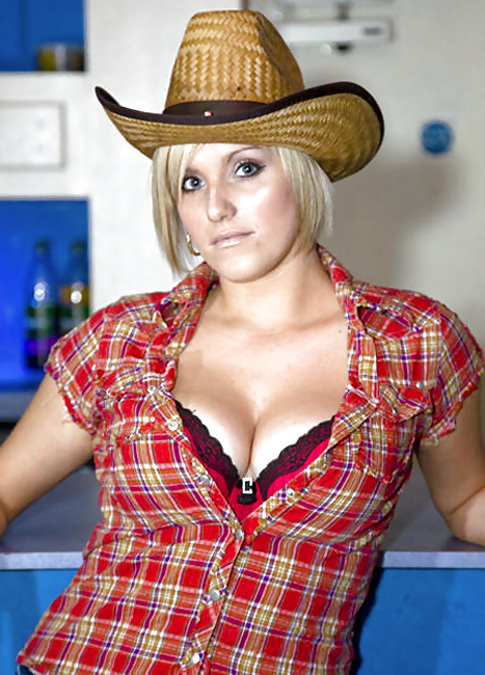 セクシーな胸の谷間 4
 #35721869