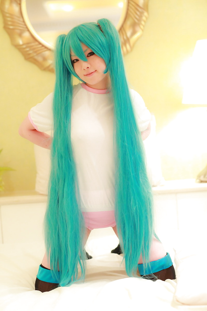 Hatsune Miku Cosplay #29515741