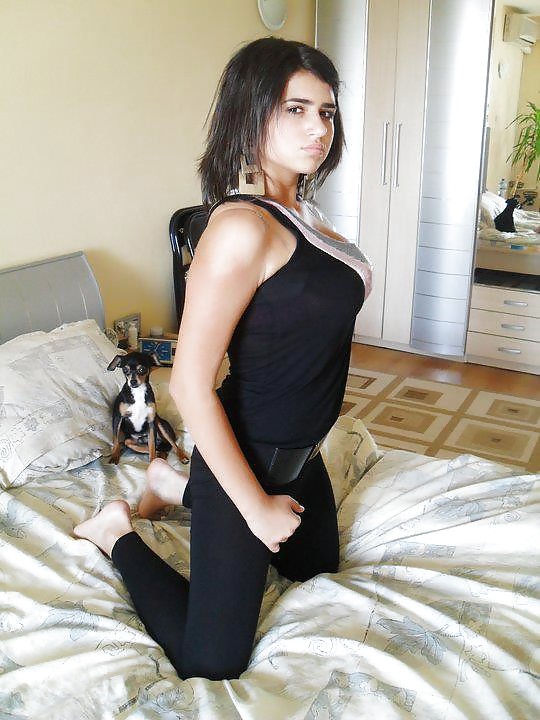 Turco chica dunya
 #37422234