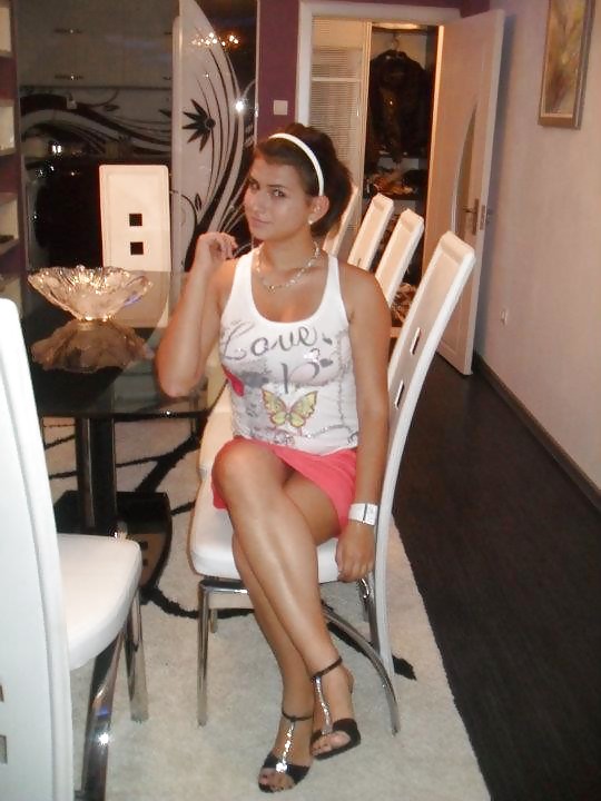 Turco chica dunya
 #37422254