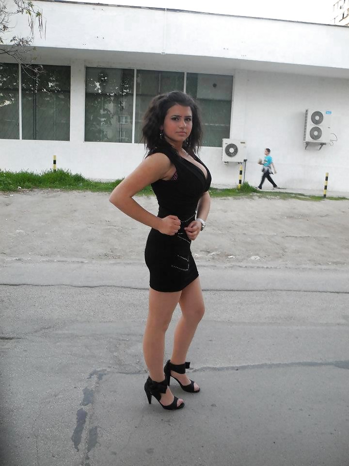 Turco chica dunya
 #37422258