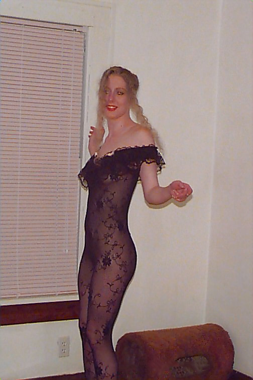 Blonde amateur Betty posing #37096796