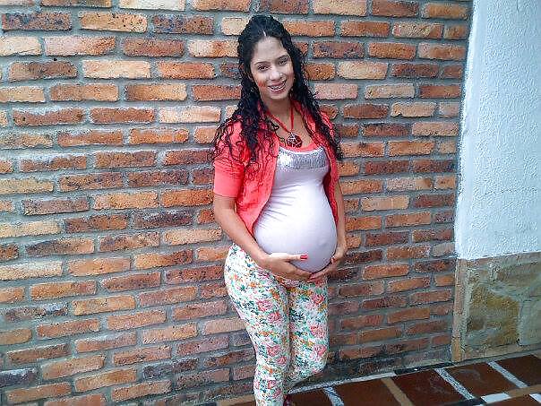 Embarazadas muy sexys para la paja
 #35850718