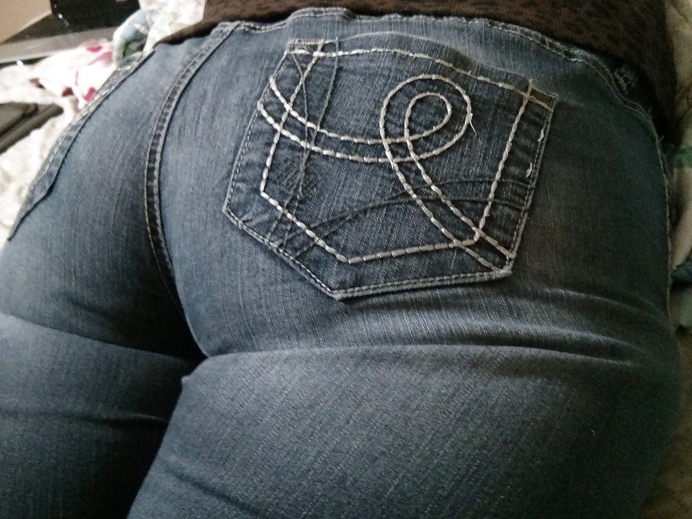 Wide ass mexican wife with vpl tight jeans #40380382