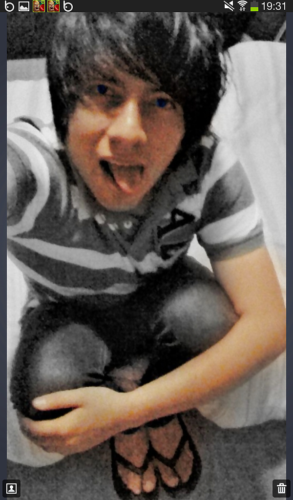 Meee
 #34839938