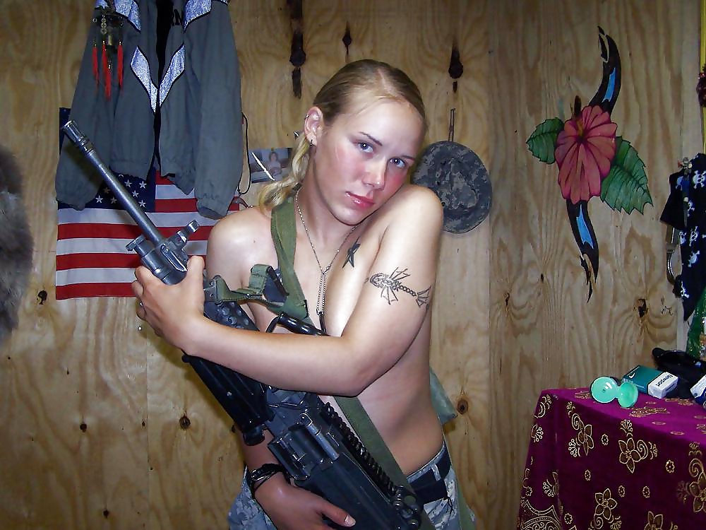 Army Women #41126590