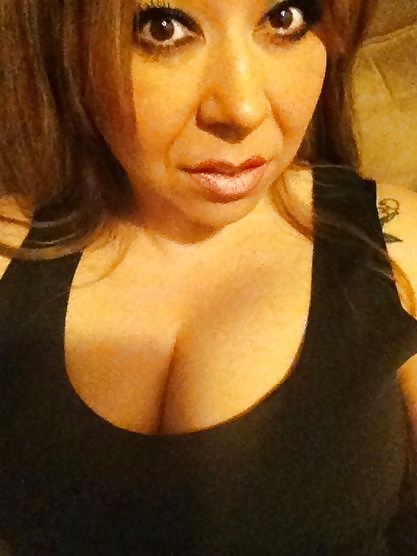 Latina milf with huge tits #37559939