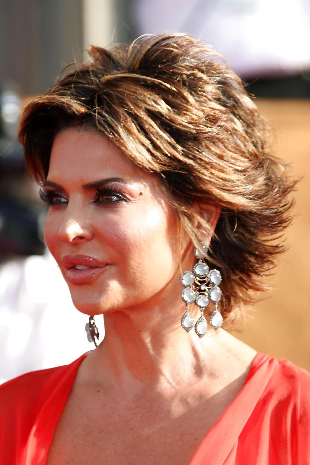 Cumshoot lisa rinna star milf celebrity
 #22880459