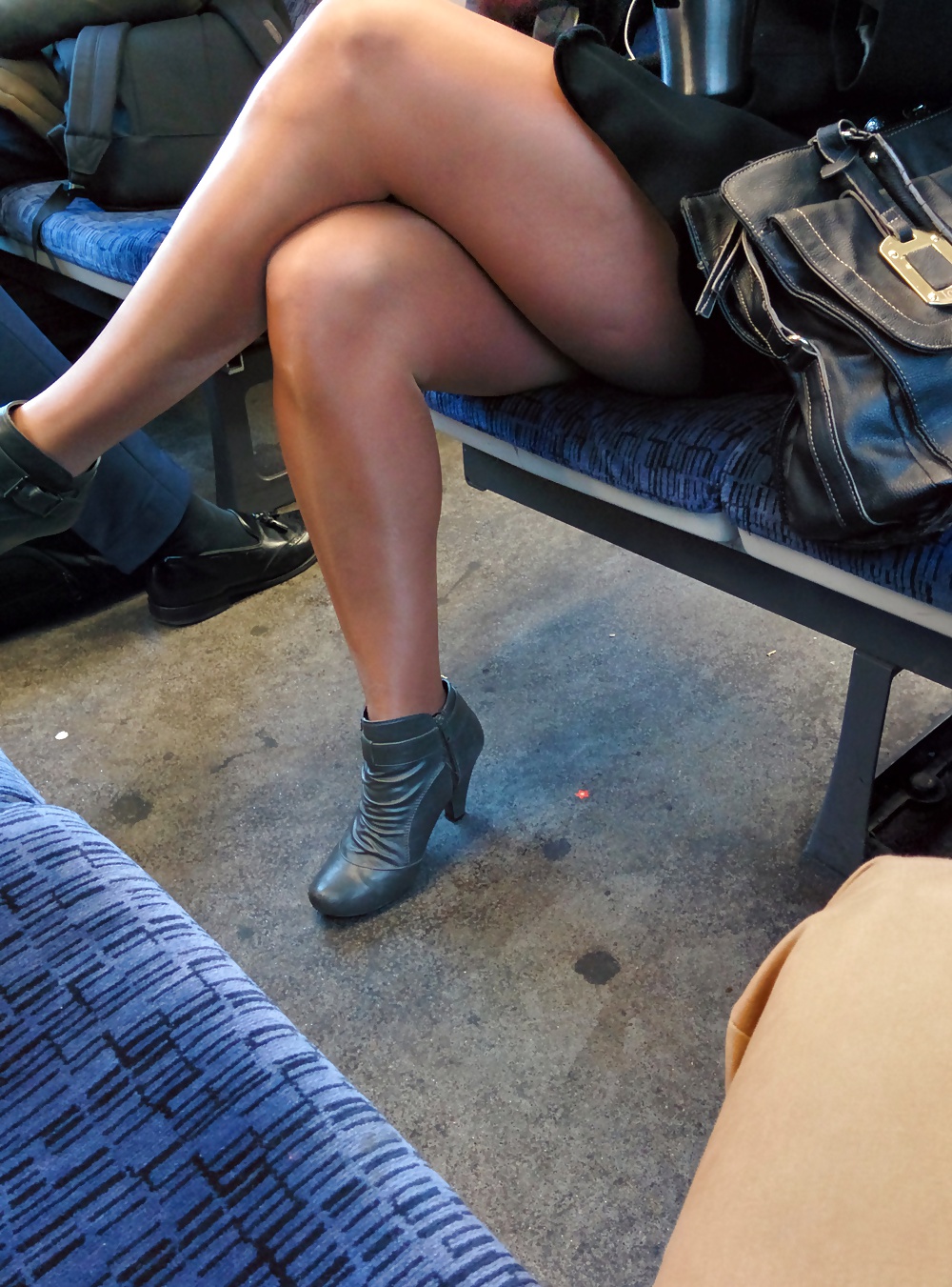 Short skirt slut on the train showing off #31907464