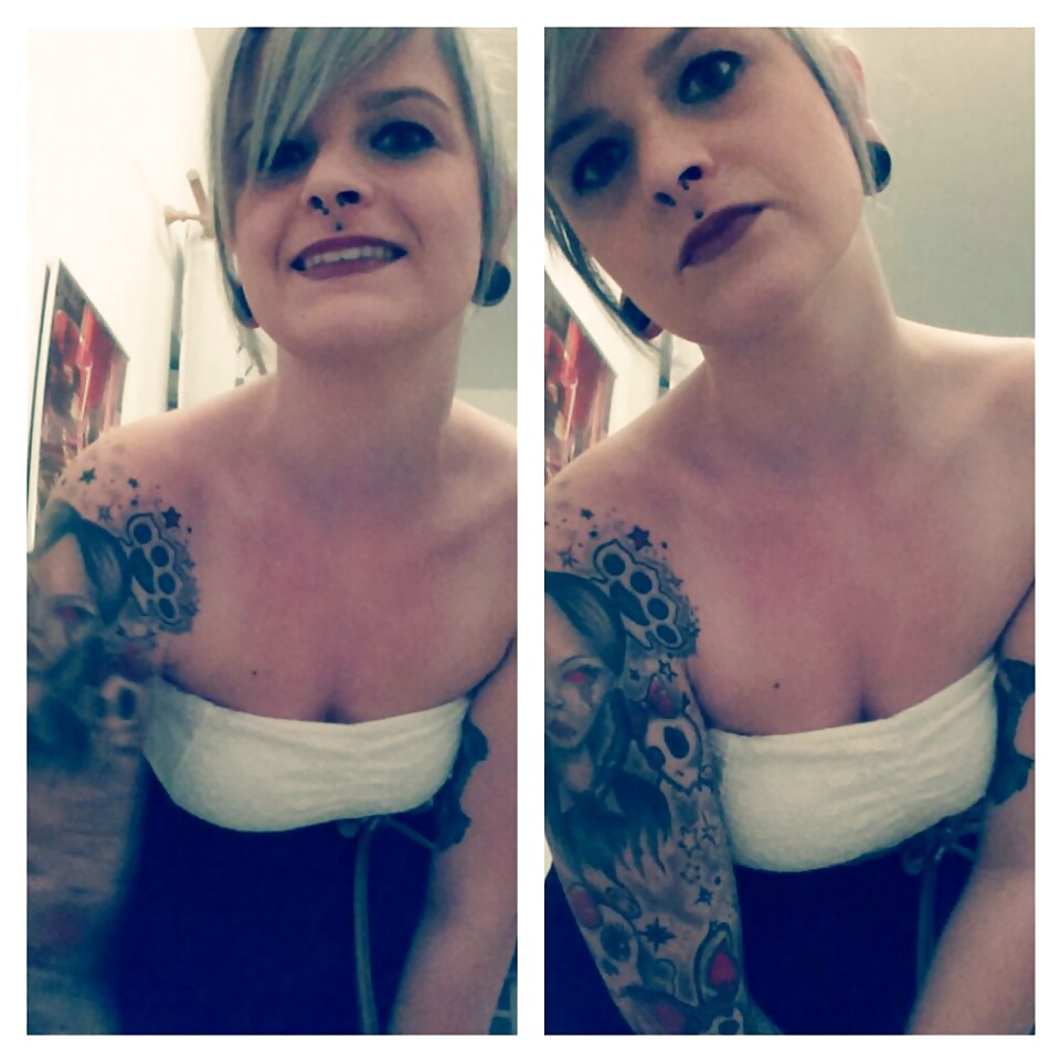 Nice alternative 20 yo with toys make cmts #30515133