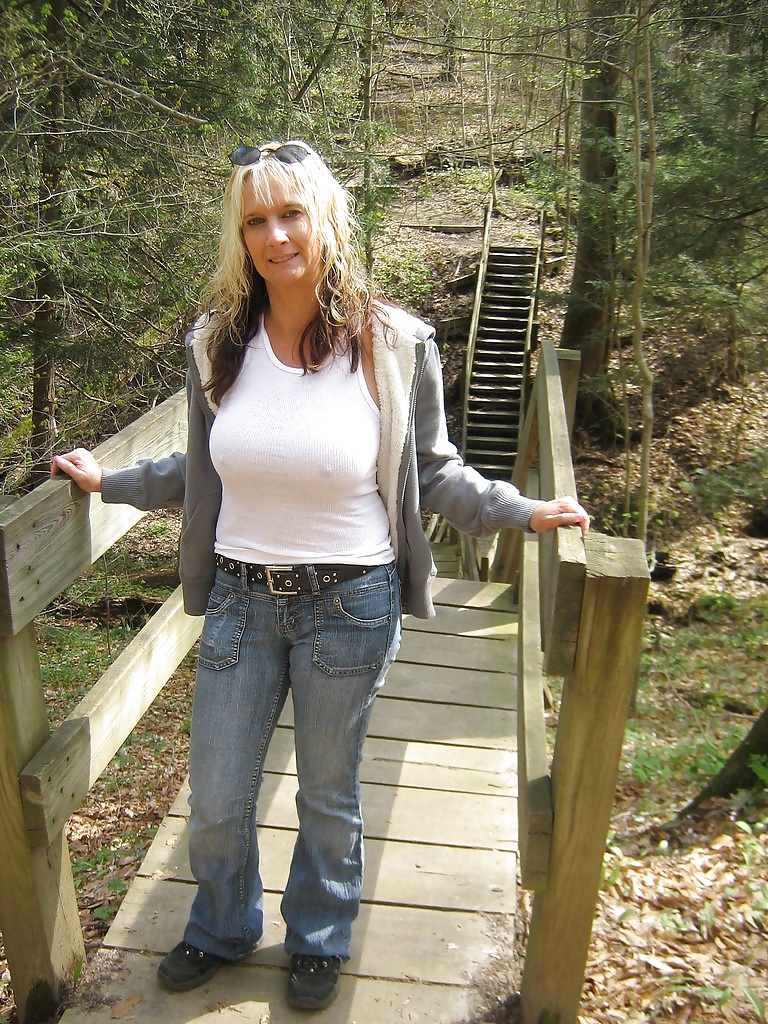 ヤリマン妻 302
 #33192826