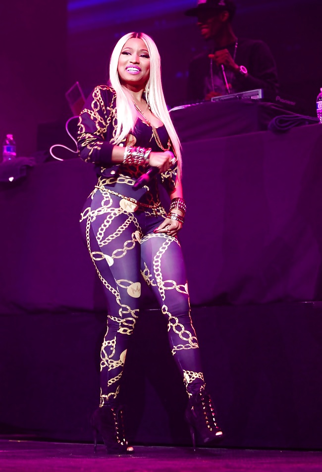 Nicki minaj
 #33233617