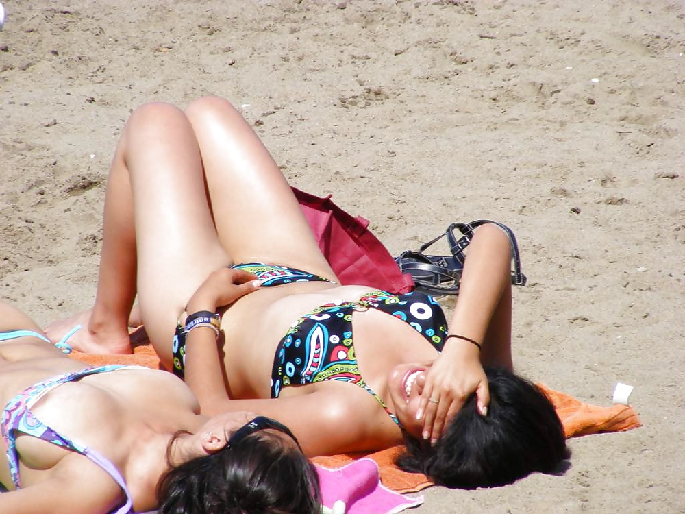 Diarios de un fisgon (bikini)
 #40620184