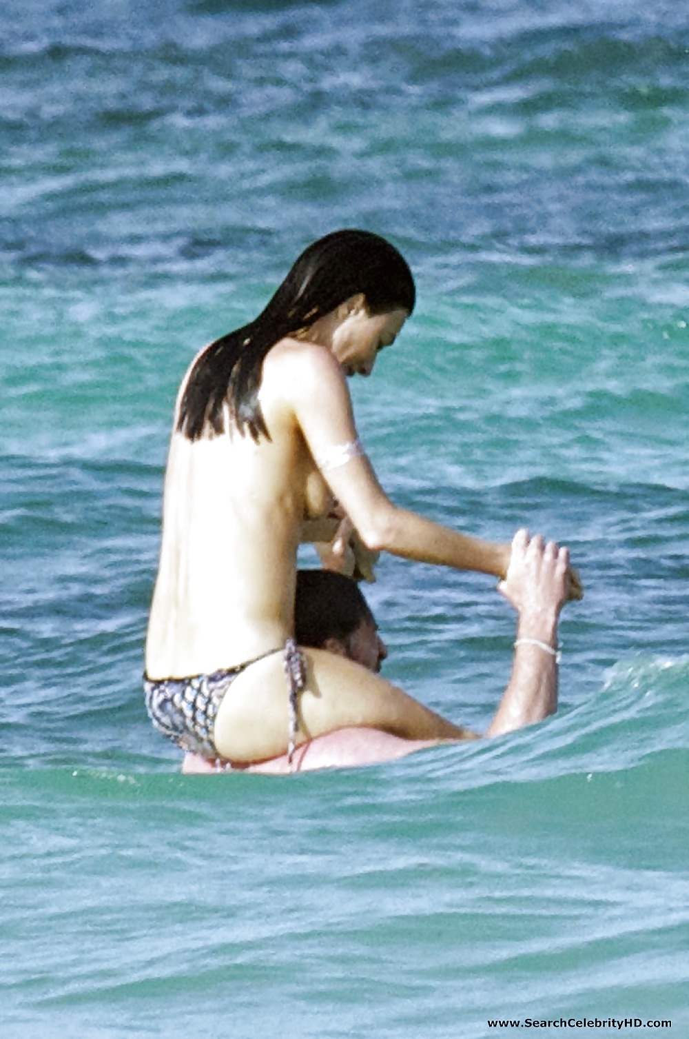 Jaime murray topless en la playa en mexico
 #31043585