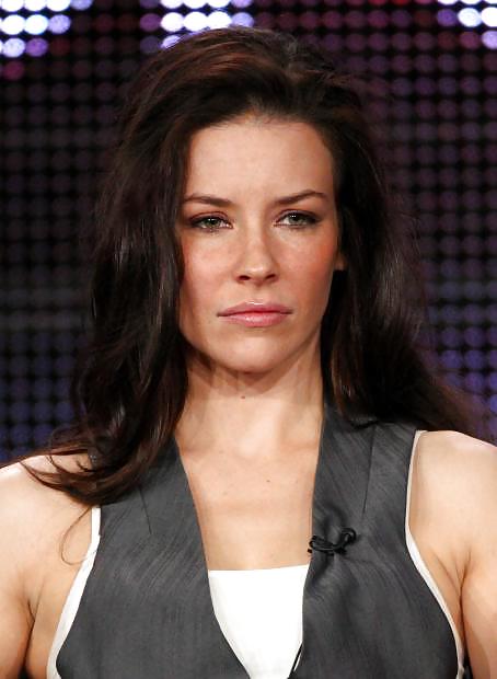 Evangeline Lilly HOT in sexy white mules. #24868944