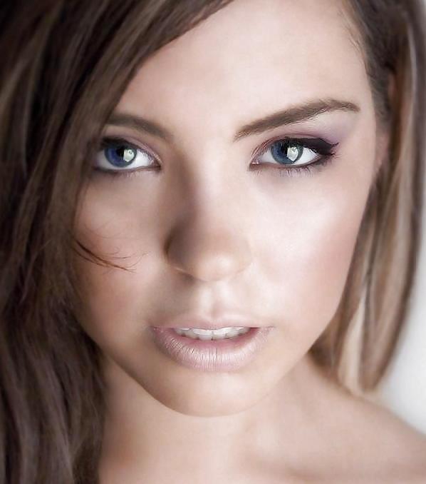 Retrato de la belleza 2
 #33636350