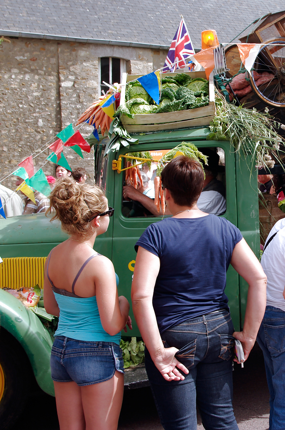 Fete de la carotte, creances (francia)
 #32600741