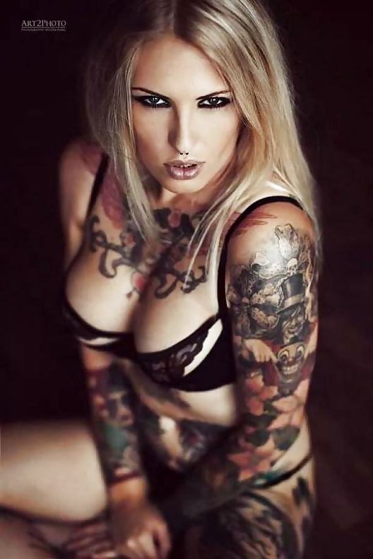 Tattoed girls art pics X #32350568
