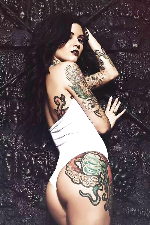 Tattoed girls art pics X #32350600