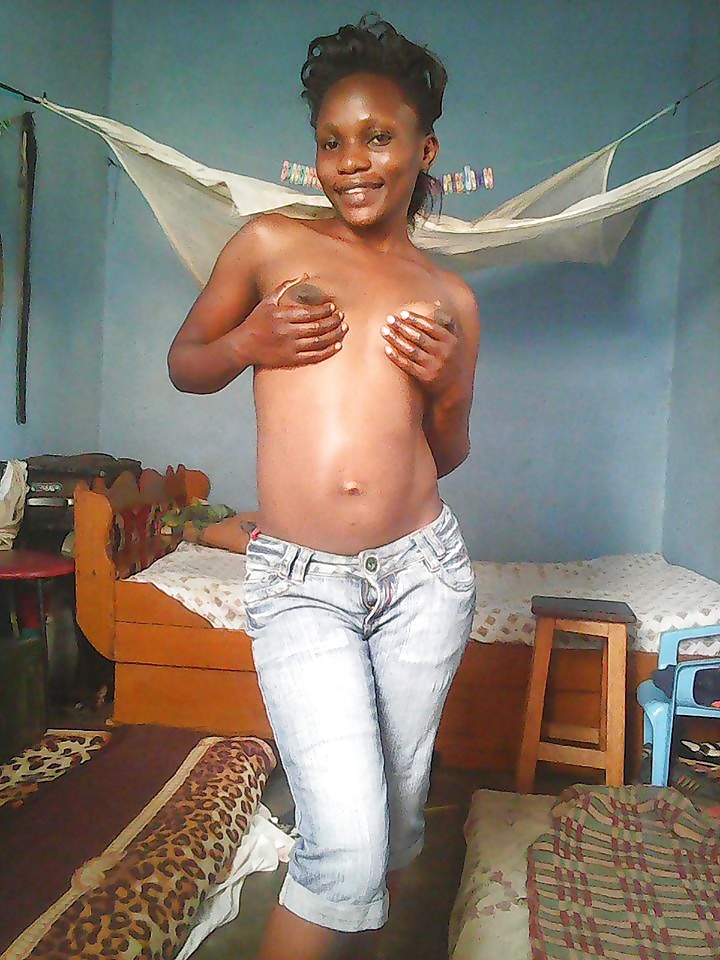 Horny Fille Noire De Ouganda #31837347