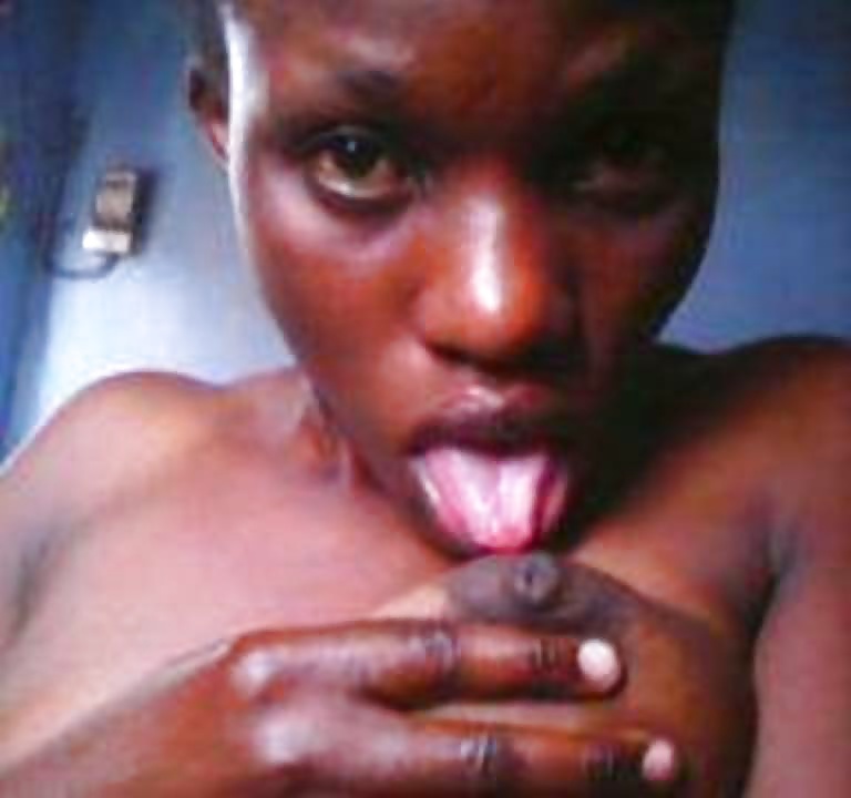 Horny black girl from Uganda #31837365