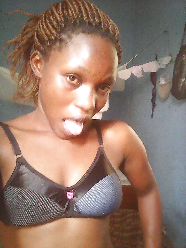 Horny black girl from Uganda #31837380