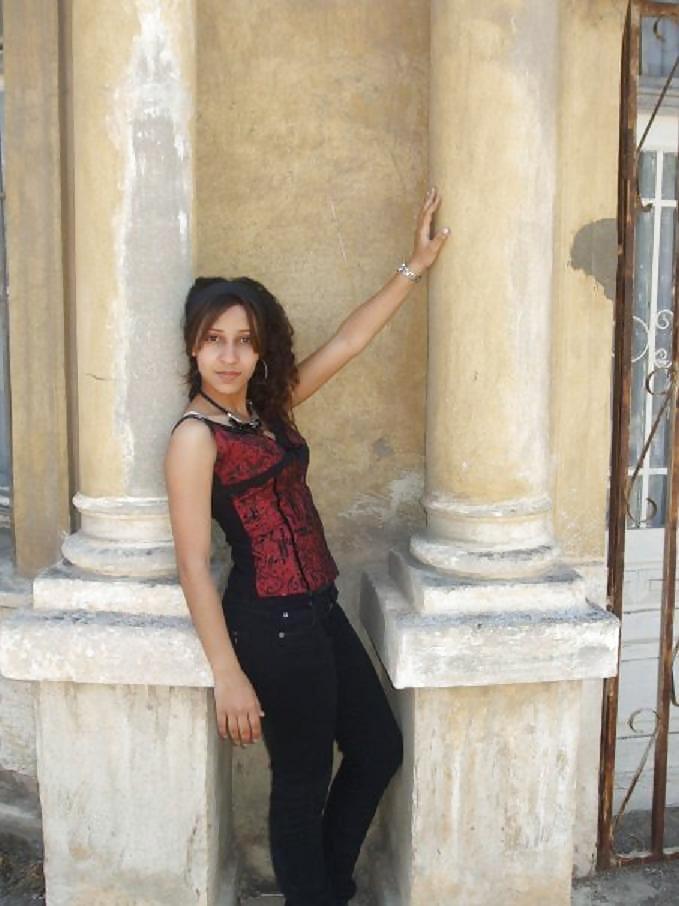 Árabe marroquí: hanane
 #36010338