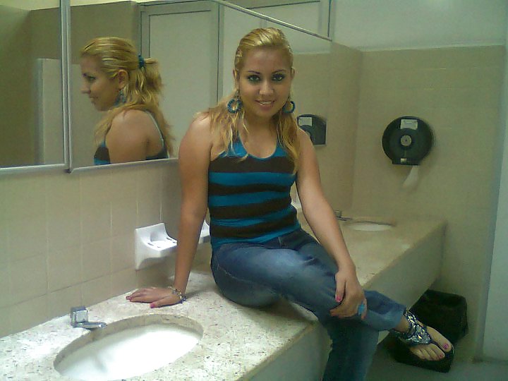 女性 (amiguitas 10)
 #33261262