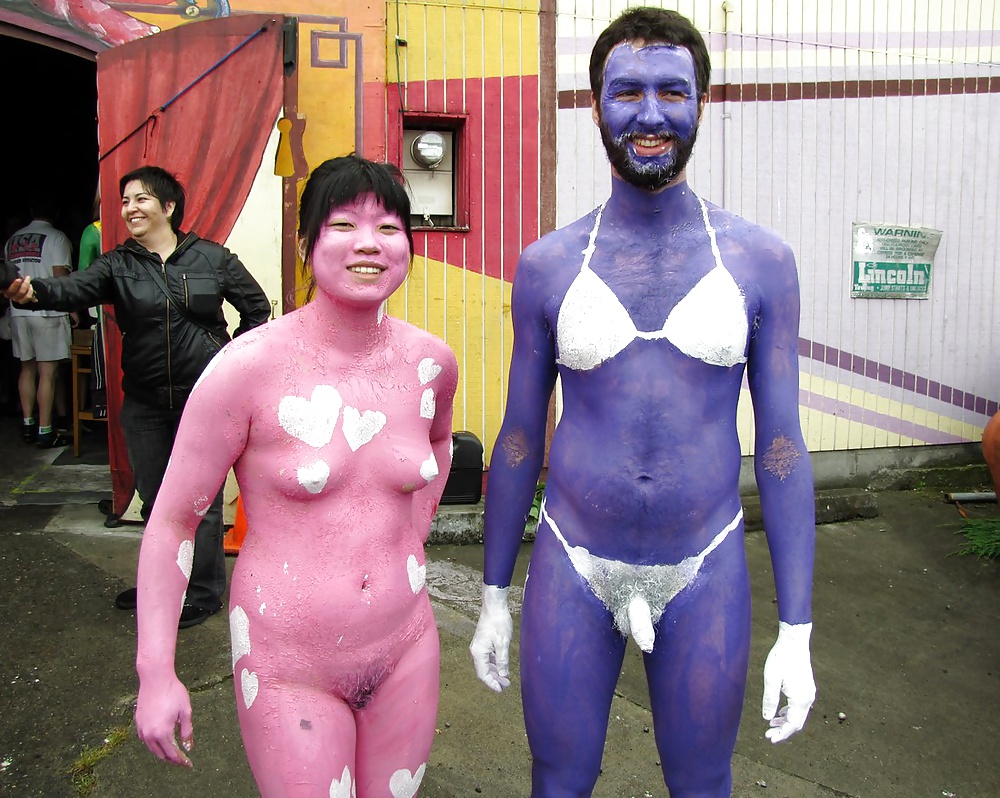 Malowac kazdy lubi :)
 #25968986