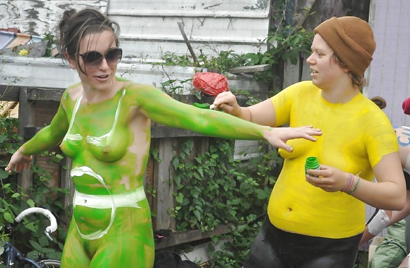 Malowac kazdy lubi :)
 #25969022