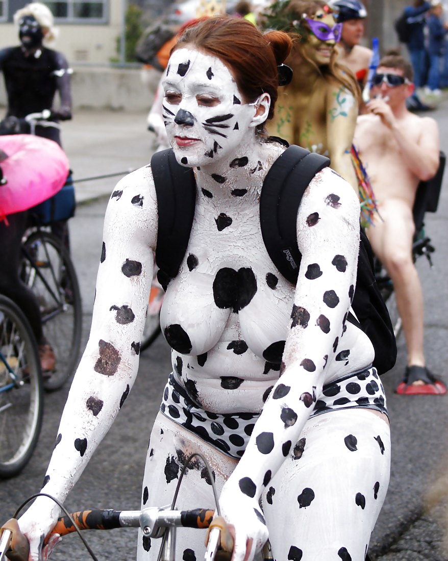 Malowac kazdy lubi :)
 #25969036