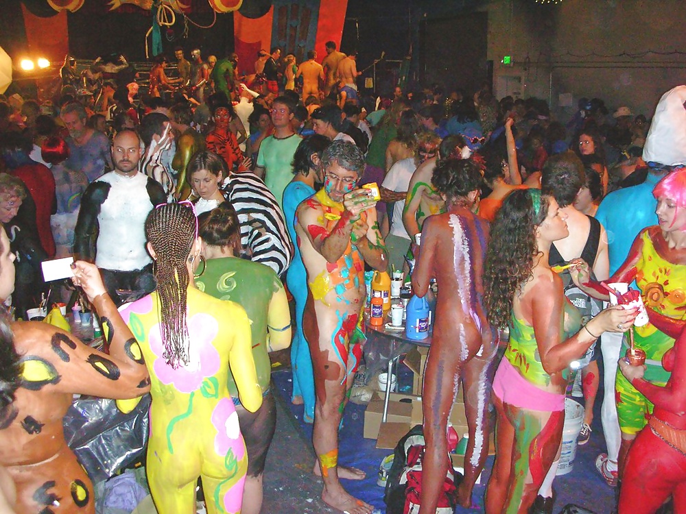 Malowac kazdy lubi :)
 #25969089